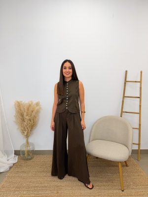 Conjunto marrón