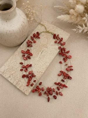 Chocker piedras rojas