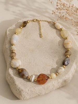 Collar piedras tierra